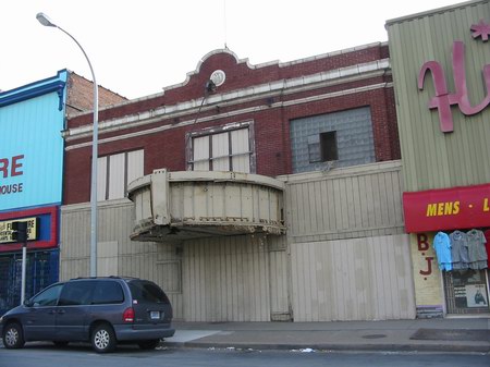 Highland Park Theatre - Recent Pic (newer photo)
